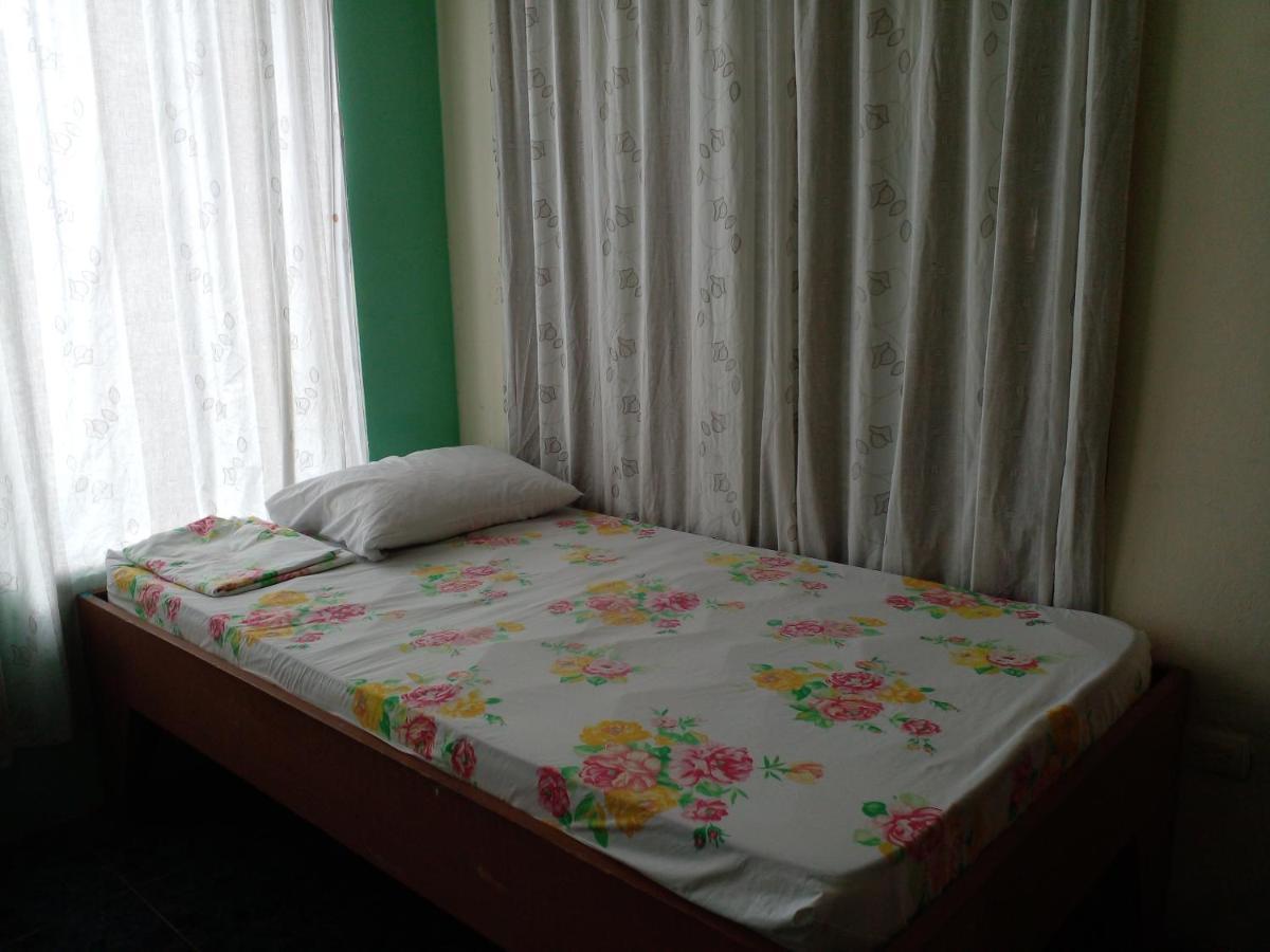 La Pension Backpackers La Fortuna Esterno foto