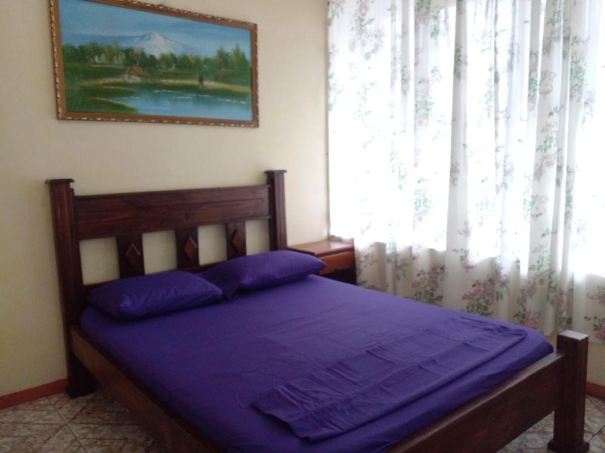 La Pension Backpackers La Fortuna Esterno foto